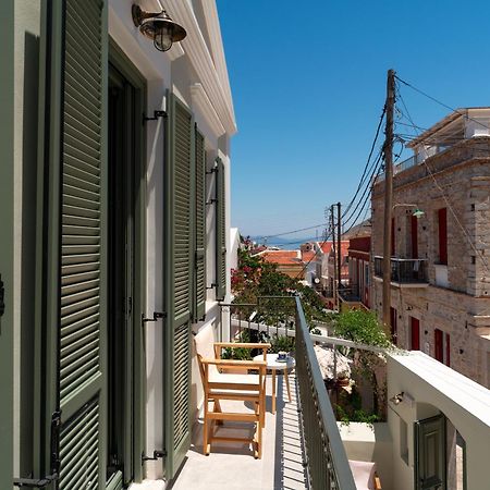Nisomar Suites Simi Dış mekan fotoğraf