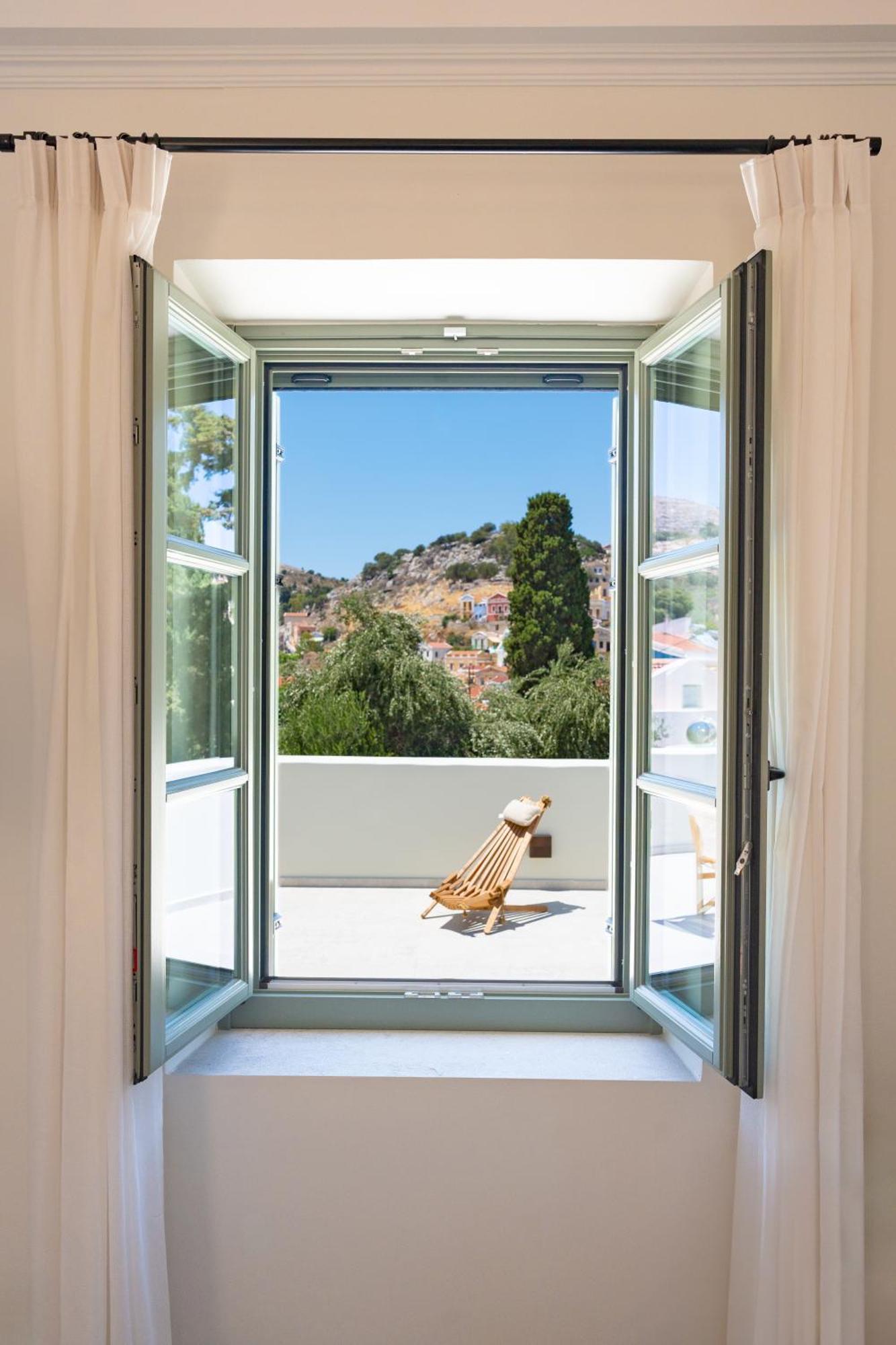 Nisomar Suites Simi Dış mekan fotoğraf