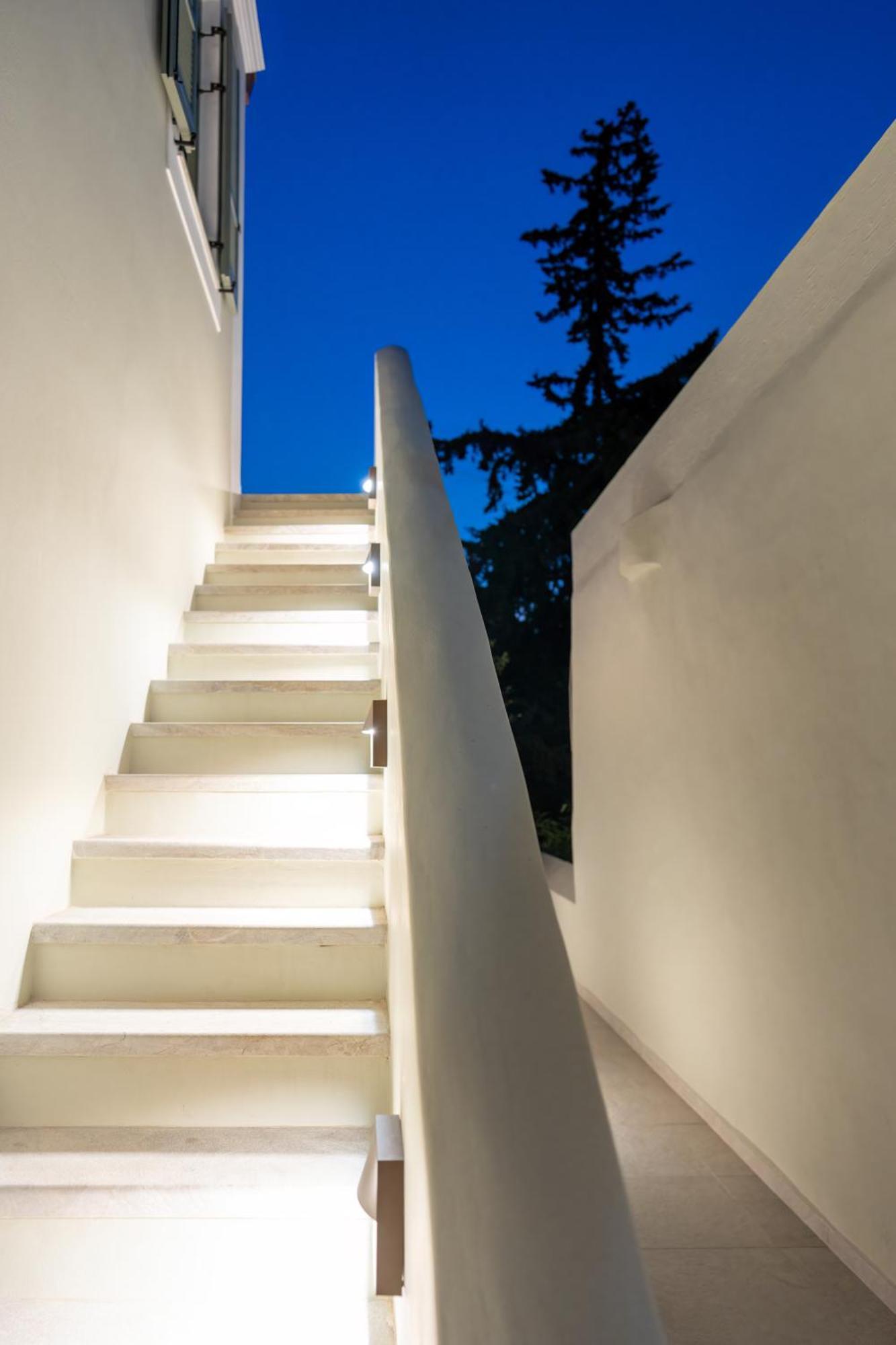 Nisomar Suites Simi Dış mekan fotoğraf