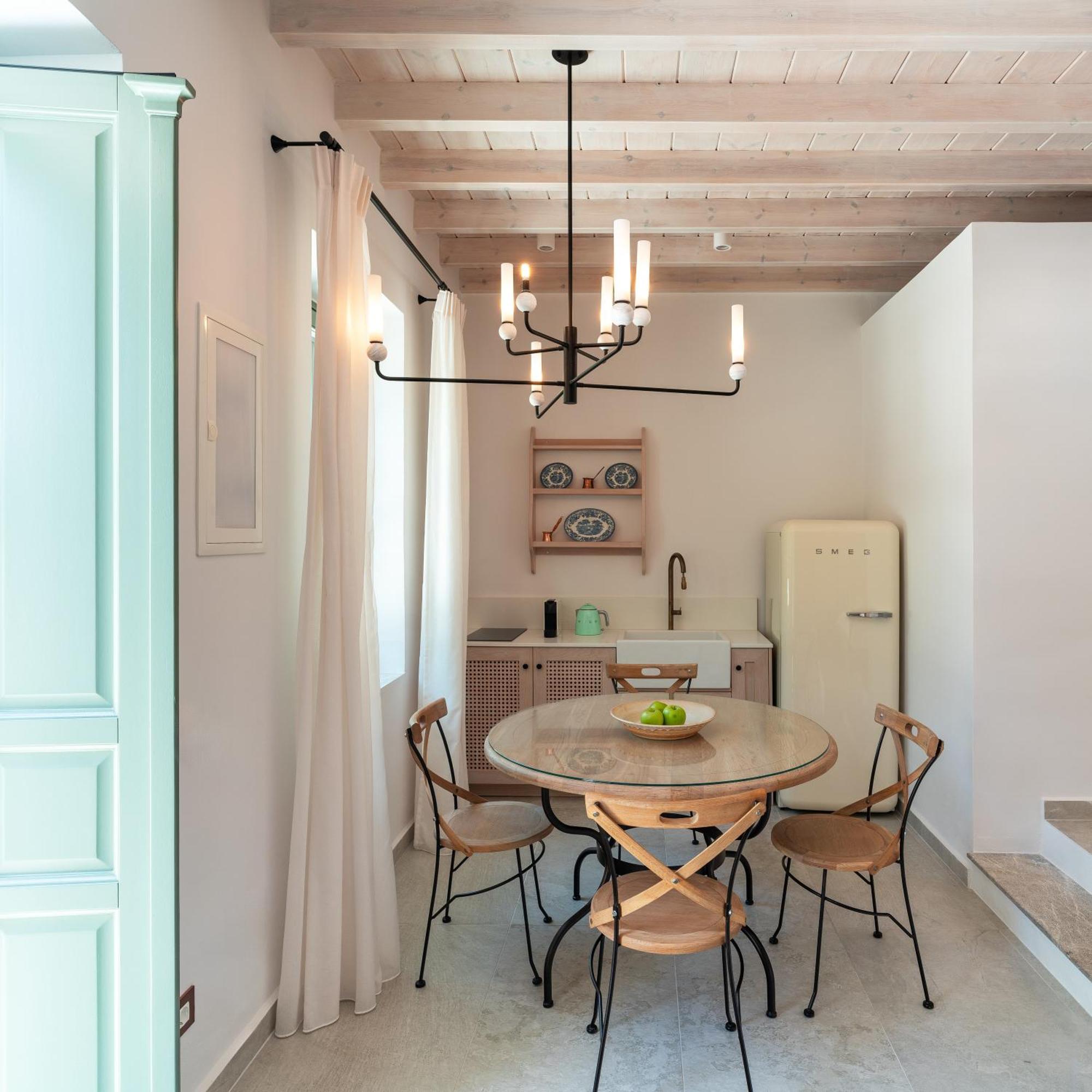 Nisomar Suites Simi Dış mekan fotoğraf