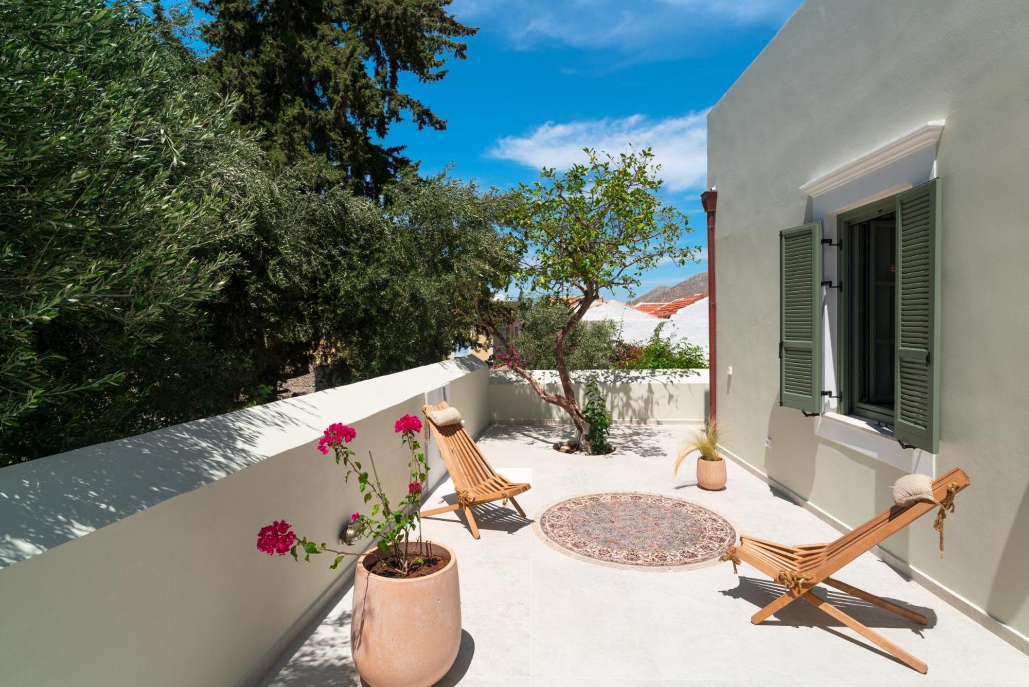 Nisomar Suites Simi Dış mekan fotoğraf