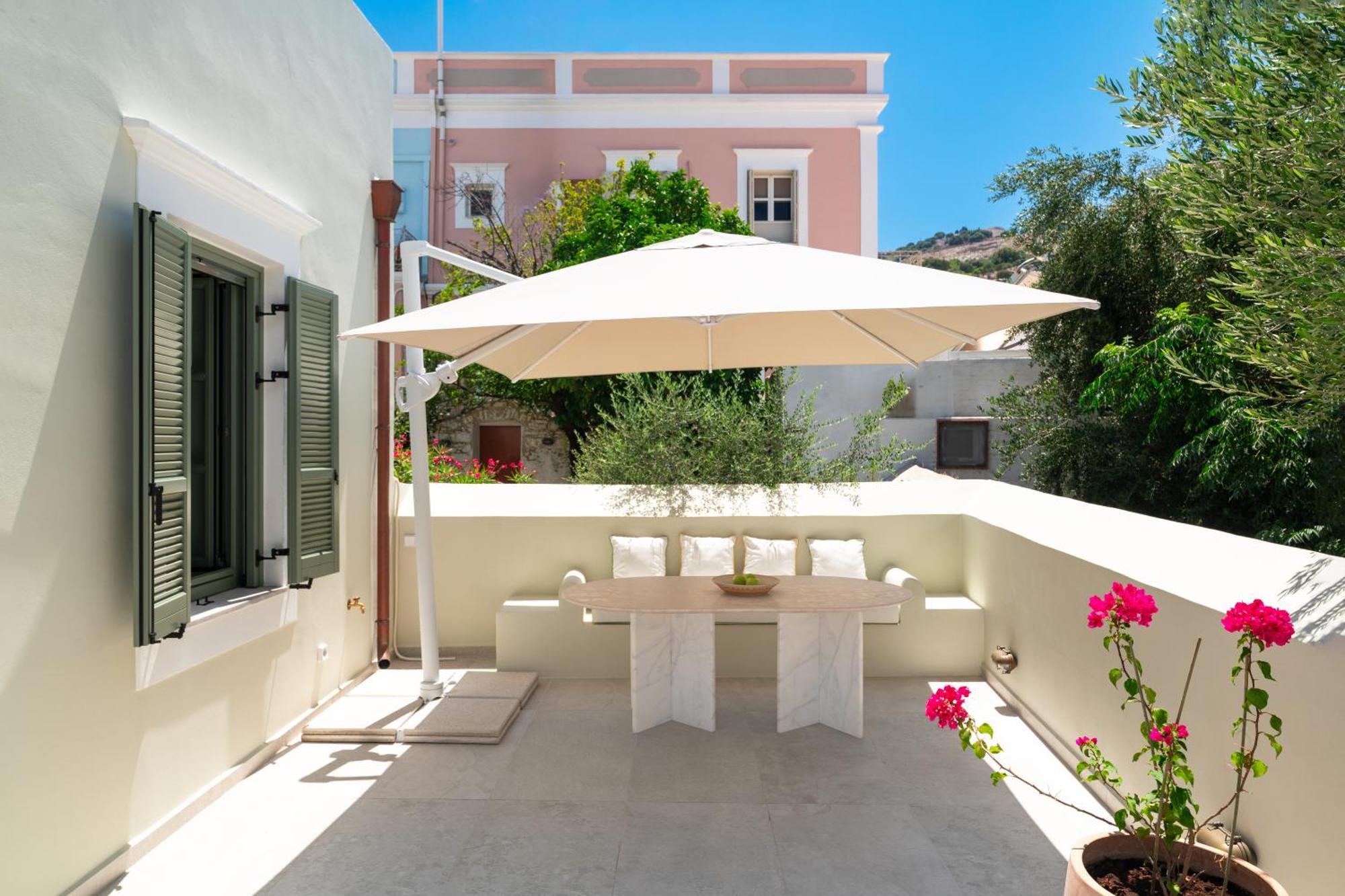 Nisomar Suites Simi Dış mekan fotoğraf